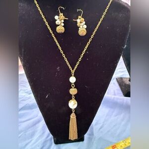 Vintage set necklace and earrings